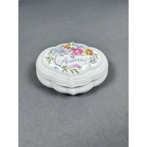 Vintage Avon 1983 Memories Porcelain Trinket Music Box Pre-Owned.‎
